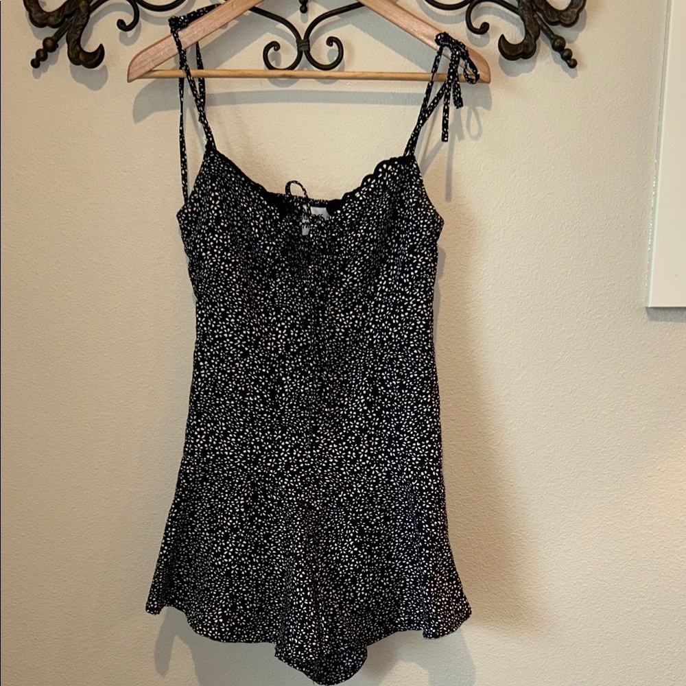 PRINCESS POLLY "RADA ROMPER" FLOWER PRINT SIZE 4 - Picture 3 of 10